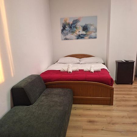 Albania Apartment Comfort Near Tirana City Center Exterior photo