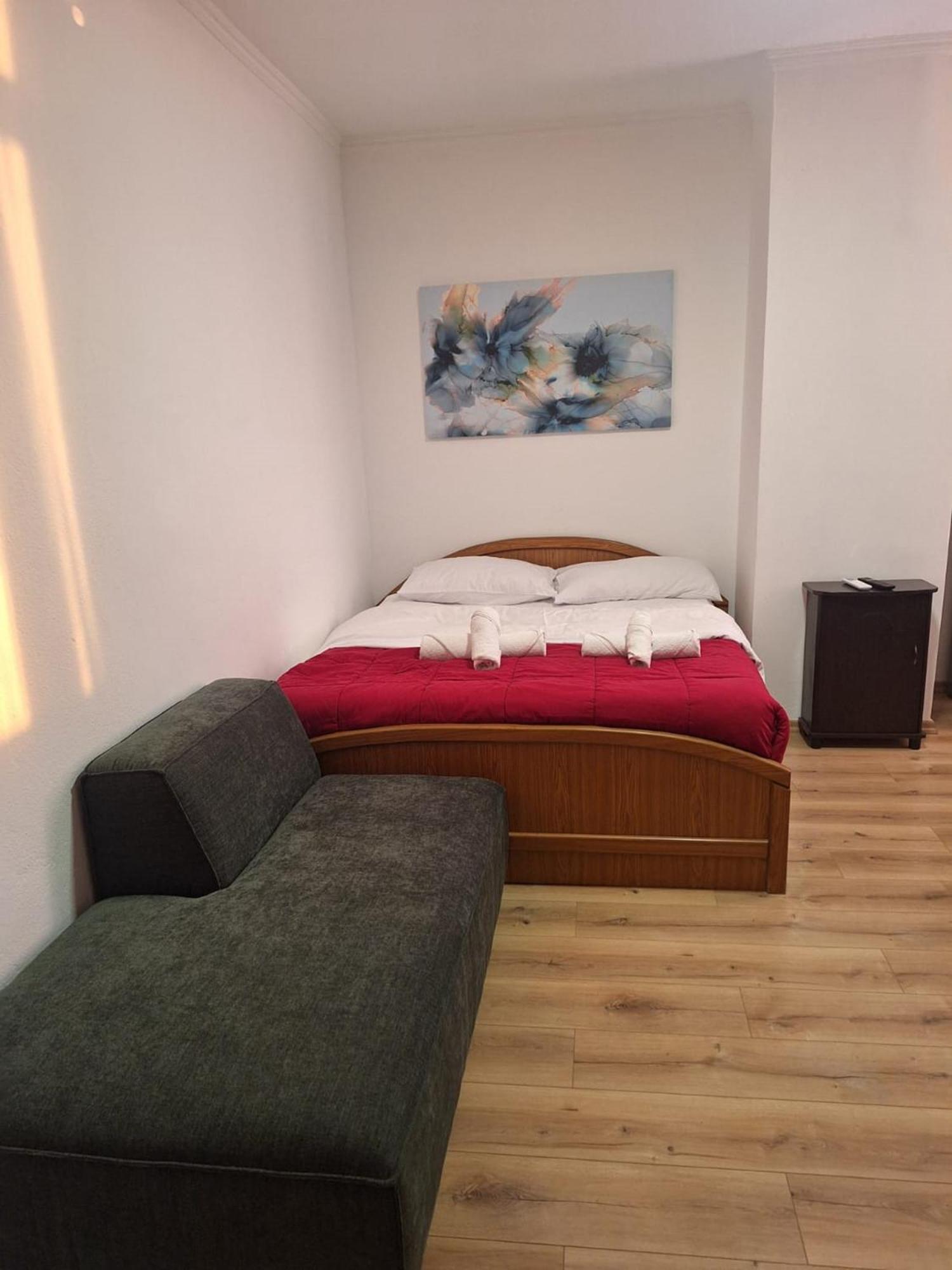 Albania Apartment Comfort Near Tirana City Center Exterior photo