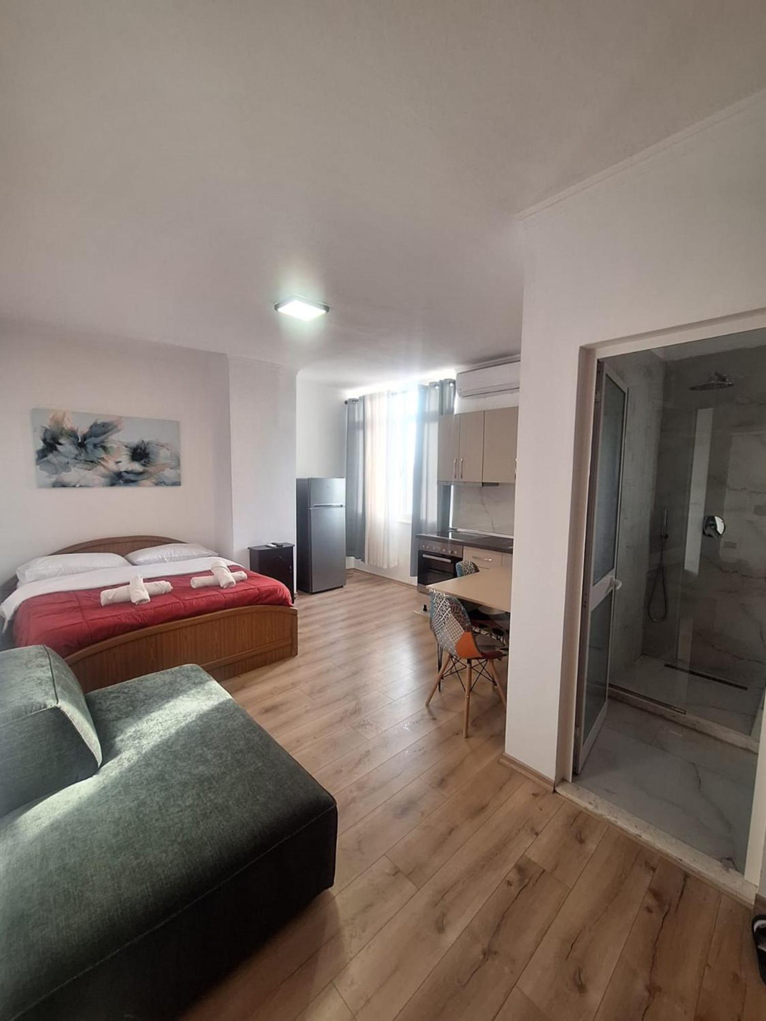 Albania Apartment Comfort Near Tirana City Center Exterior photo